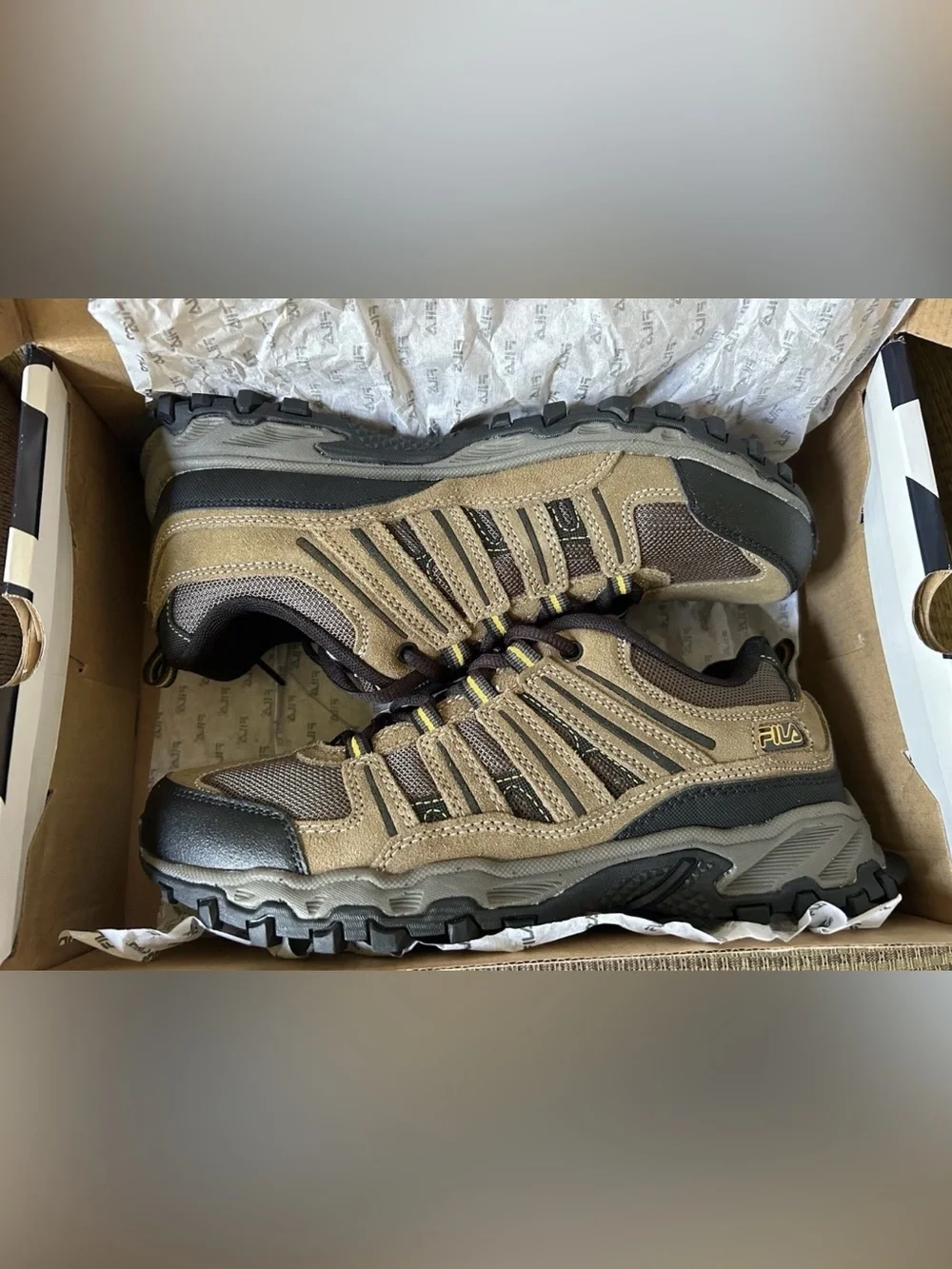 Fila Travail 2 Men’s Shoes Size 8 1/2 Wide 4E NEW